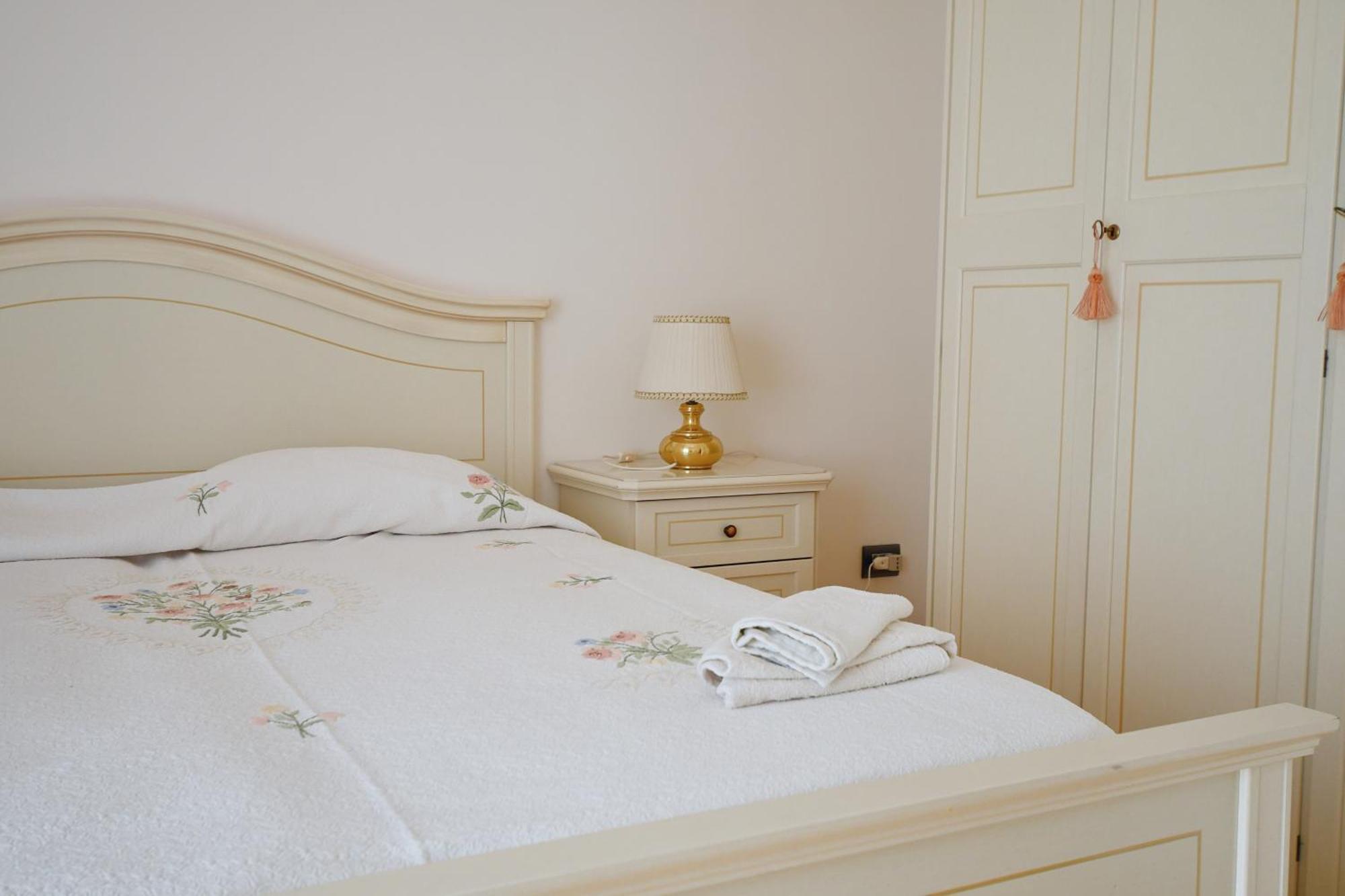 Lo Scorcio Sul Mare Apartment Формия Экстерьер фото